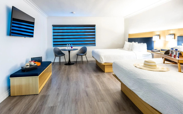The Live Hotel