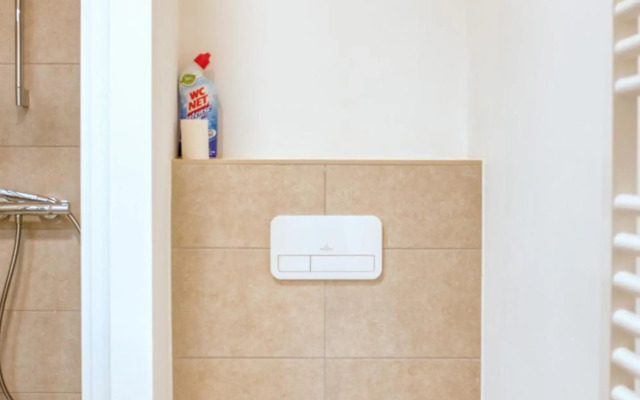 Cosy Seaside Apartments