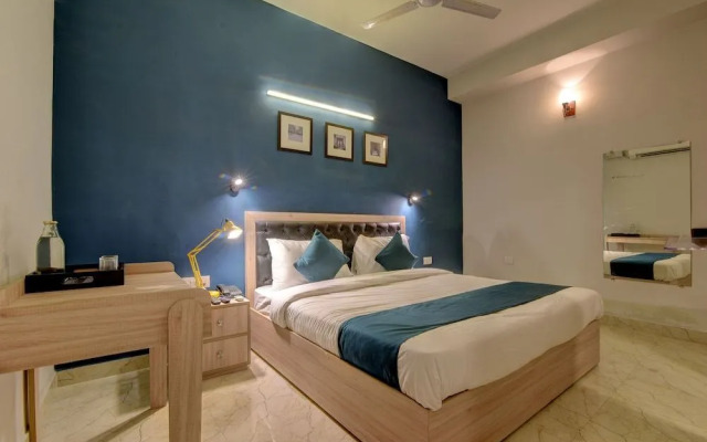 Nazeer Hotel By OYO Rooms