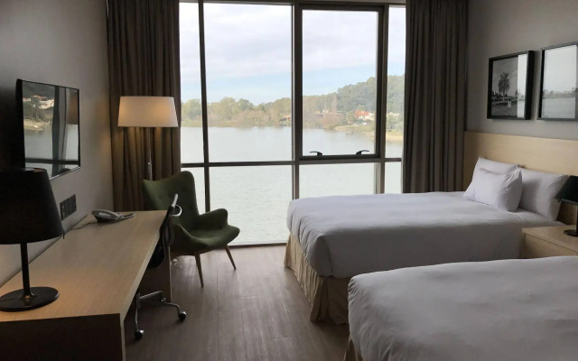 Hampton by Hilton Montevideo Carrasco