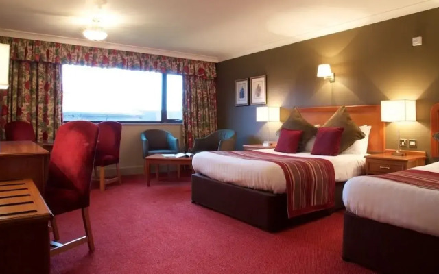 Riverside Lodge Hotel