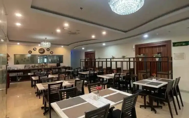 Solo Grand City Hotel
