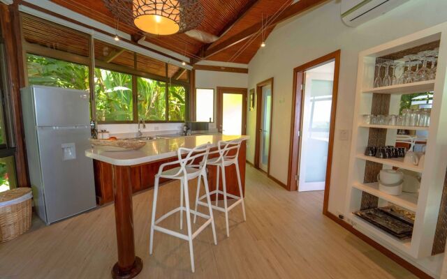 Tulemar Bungalows & Villas