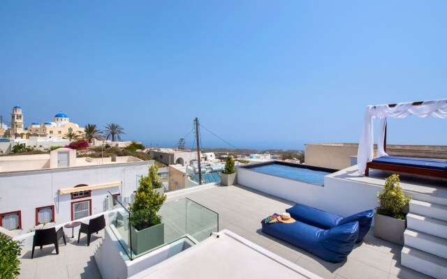 Stunning Villa, Private hot tub in Thera Santorini