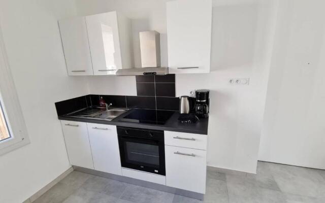 MaxBnb - ISLY - T2 Balcon/clim 50m² - Ouest -