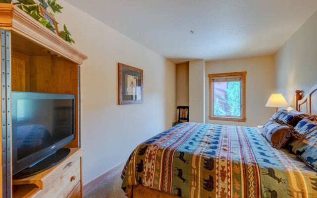2296 Red Hawk Lodge 2 Bedroom Condo by RedAwning