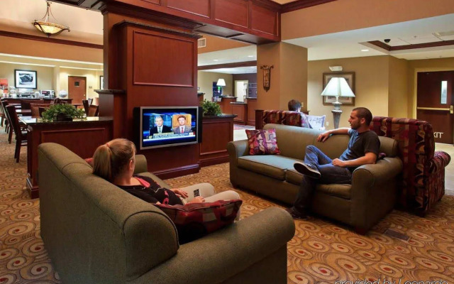 Hampton Inn & Suites Grove City