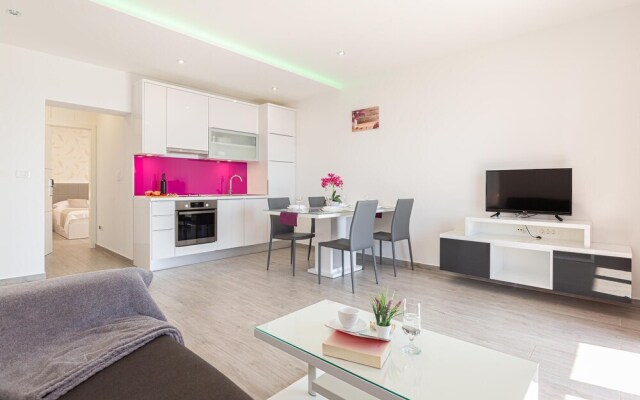 Stunning Home in Medici With Wifi and 2 Bedrooms