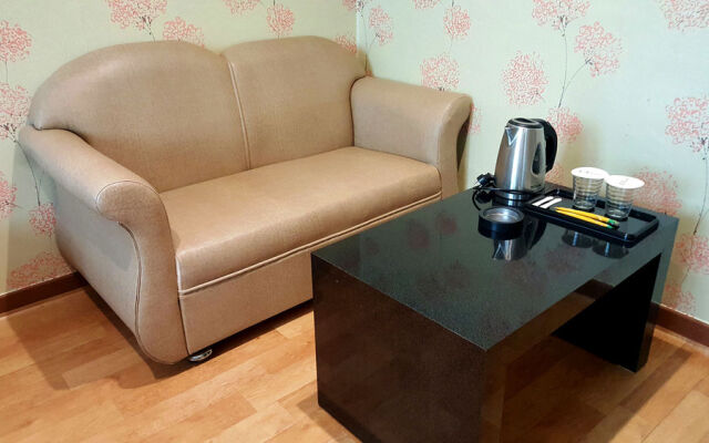 Goodstay EJ Hotel
