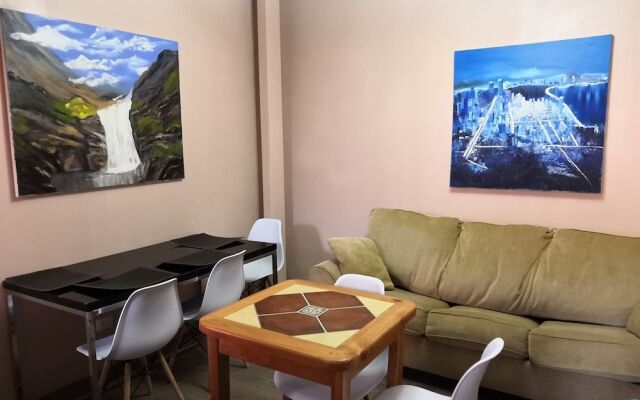 1 Hostal Galeria - Adults Only