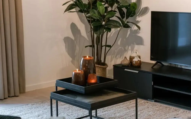 Beautiful Apartment With Terrace and Parking