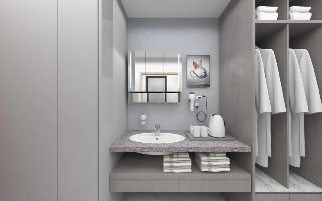 Home Inn Huayi Selected Hotel (Jinan CBD Branch)