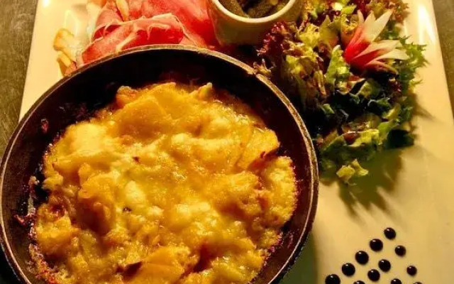 Logis Hôtel Chez la Mère Dépalle