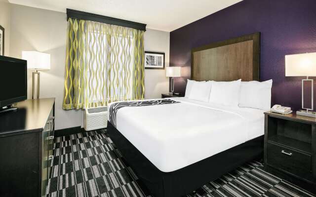 La Quinta Inn & Suites by Wyndham The Woodlands/Spring