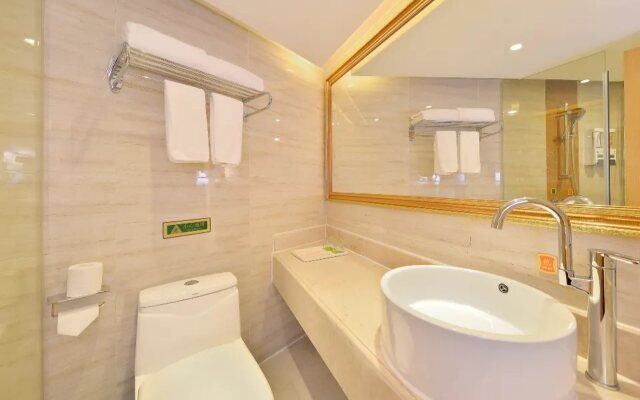 Vienna Hotel Shenzhen Xixiang Gushu Branch