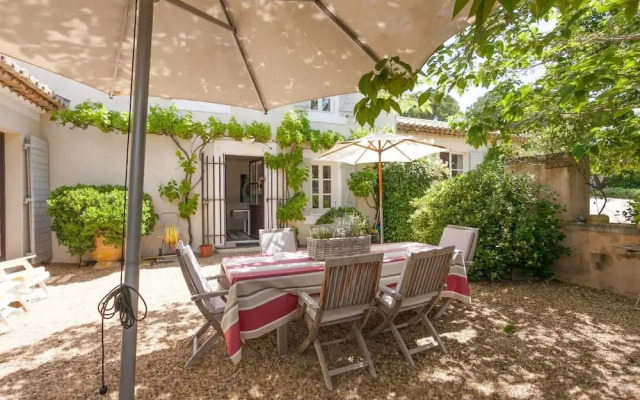 Villa Les Beaumettes - Haven of Peace in the Luberon