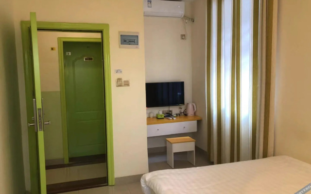 Yueqingnian Apartment