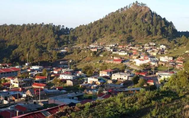 Centro Ecoturístico Cabañas Cuajimoloyas