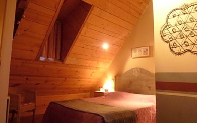 CHAMBRES D'HoTES LE PETIT CHATELIER