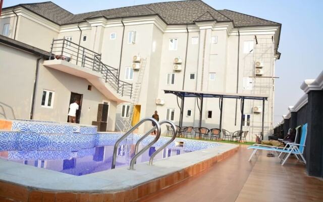 Golden Dreams Hotels and Suites Owerri