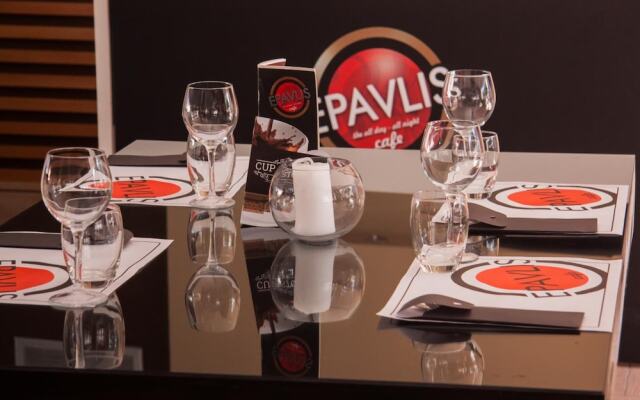 Marika's Aparts & Studios