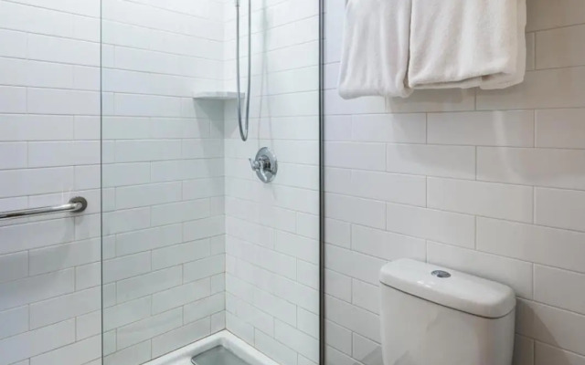 The Town House Lodge