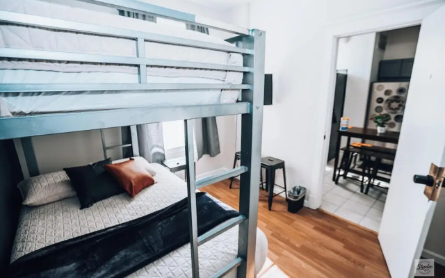 Stay 424 Hostel