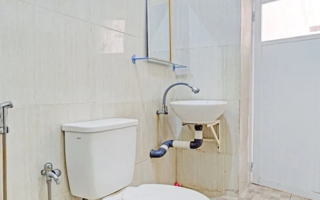 OYO Life 90544 Grand Redisa