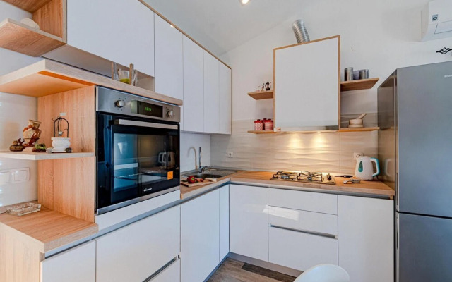 Beautiful Home in Vela Luka With 2 Bedrooms and Jacuzzi