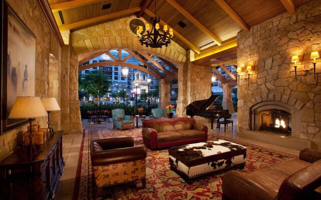 Gaylord Texan Resort & Convention Center