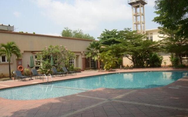 Oakwood Park Hotel