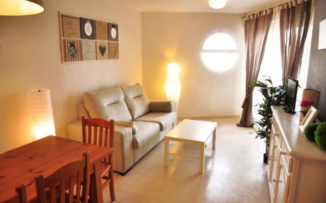 Apartamento Moderno Para 6 Personas en Cambrils