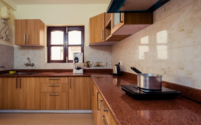 OYO 13208 Home Serene 2BHK Aradhana Greens