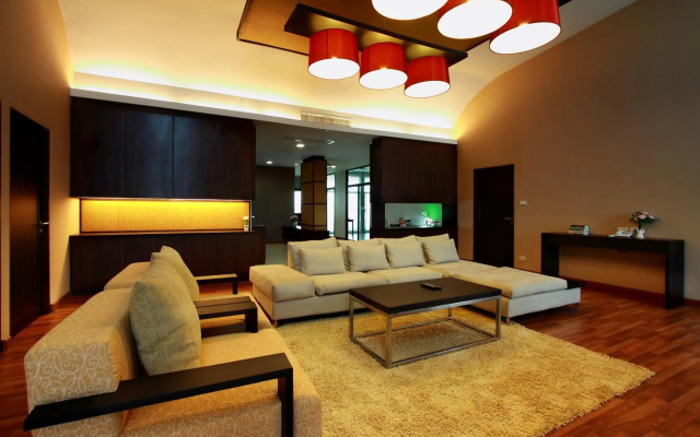 The Grand Napat