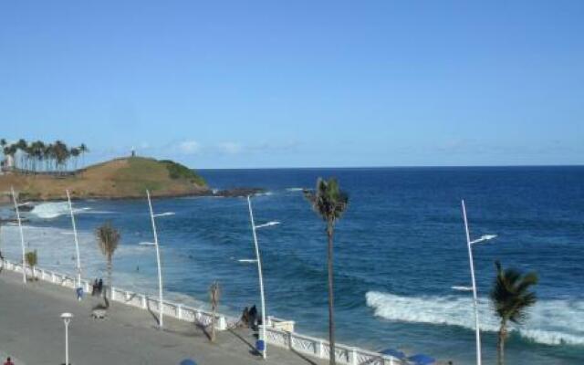 Flat na barra próximo ao Farol
