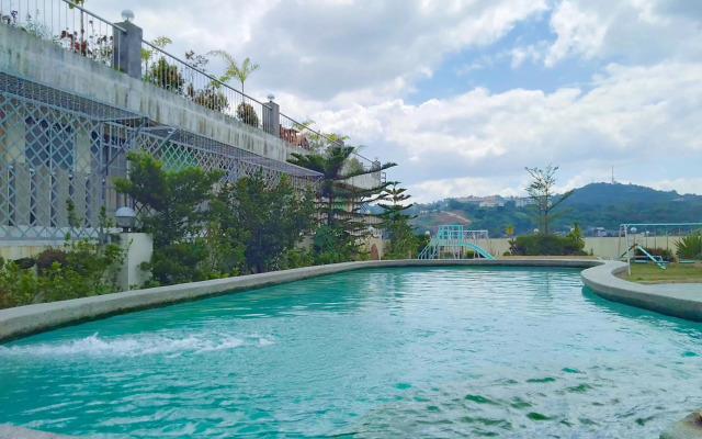 26 GARDEN Deck with a VIEW