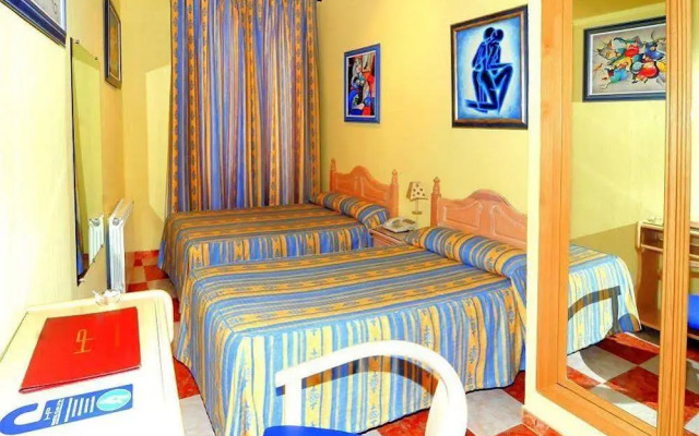 Hostal Plaza Dort