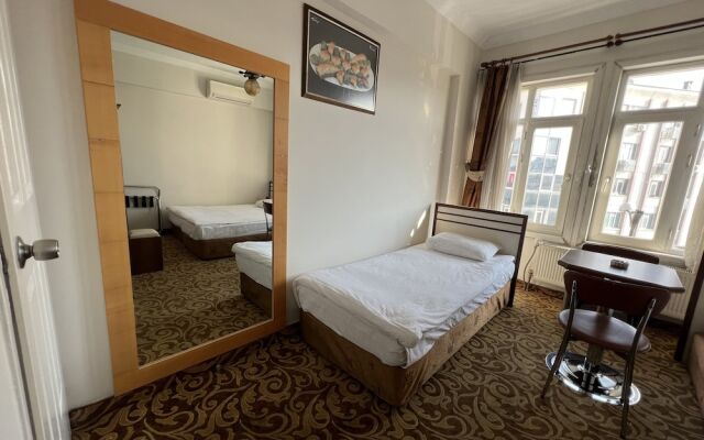 Headman Hotel