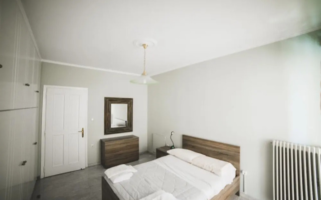 Apartment on Nikaias 5