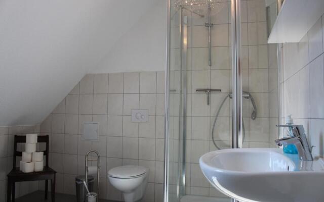 Heinrich's Pension & Cafe-Wirtschaft