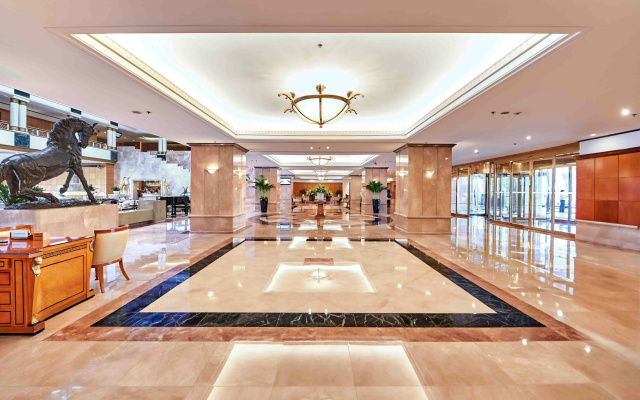 Lotte Hotel Saigon – Lobby – Ho Chi Minh City