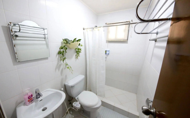 Dee Guesthouse - White Sands
