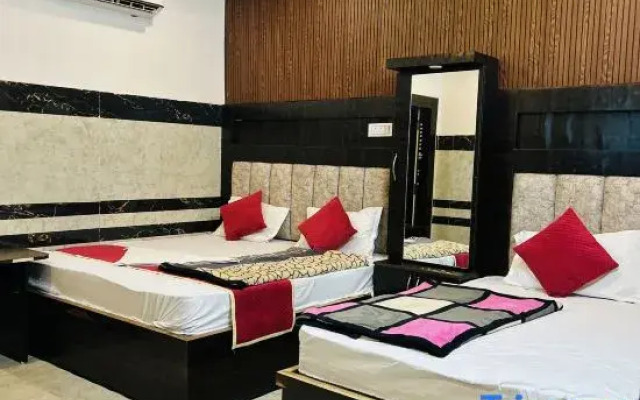 Hotel Luxury Palace Vrindavan
