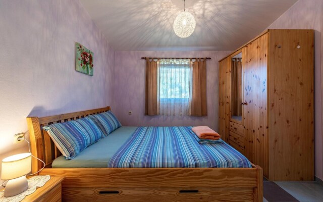 Nice Apartment in Vir With Wifi and 2 Bedrooms