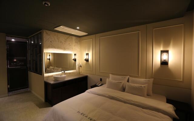 Idea Hotel