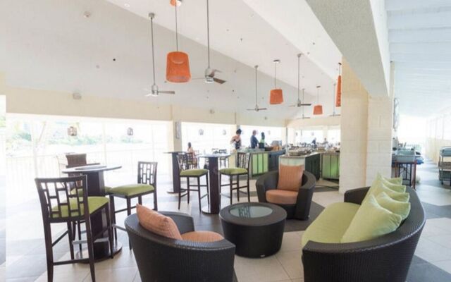 Radisson Aquatica Resort Barbados