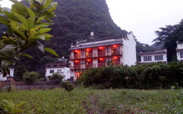 Yangshuo Puyueju Inn