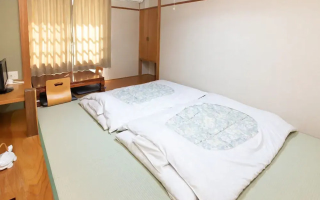 Ryokan Chieko No Yu