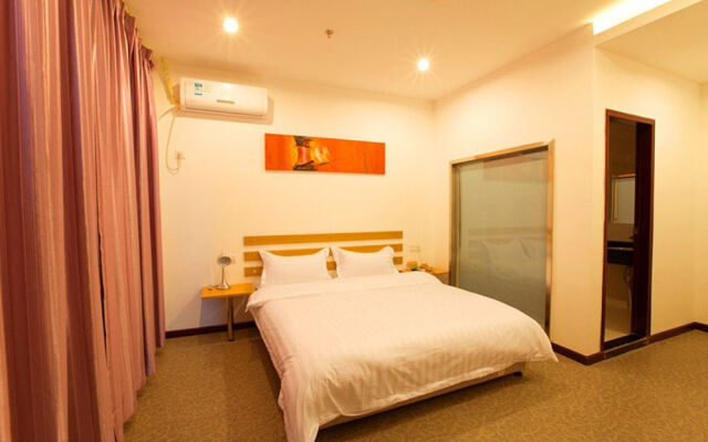 Wuhan Demo Express Hotel
