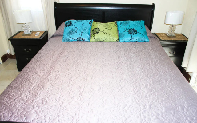Eclipse Suite Guest Apartment